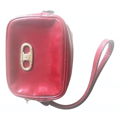 Pre-owned Celine Patent Leather Clutch Bag In Red