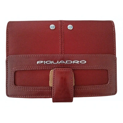 Pre-owned Piquadro Leather Purse In Burgundy