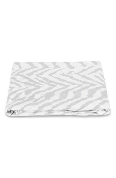 Matouk Quincy 500 Thread Count Fitted Sheet In Silver