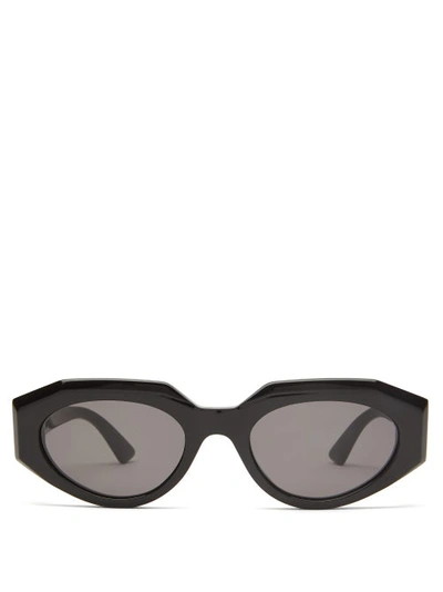 Bottega Veneta Cat-eye Sunglasses In Black And Grey
