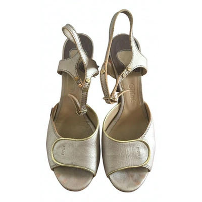 Pre-owned Chloé Leather Sandal In Gold