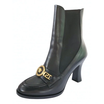 Pre-owned Versace Leather Ankle Boots In Black