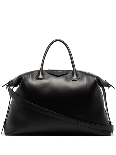 Givenchy Antigona Soft Leather Bag In Black