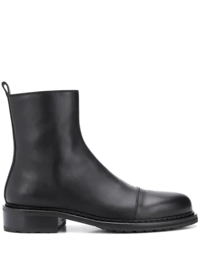 Ann Demeulemeester Round Toe Ankle Boots In Black
