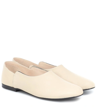 The Row Boheme Smooth Leather Ballerina Slippers In Oat