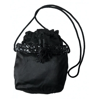 Pre-owned Fendi Cloth Crossbody Bag In Black