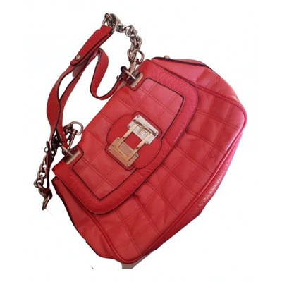 Pre-owned Guess Patent Leather Handbag In Pink