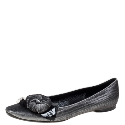 Pre-owned Louis Vuitton Silver/black Lamé Fabric Rose Applique Embellished Ballet Flats Size 39.5