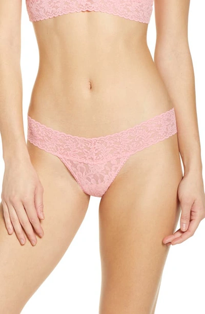 Hanky Panky Signature Lace Low Rise Thong In Pink Lady