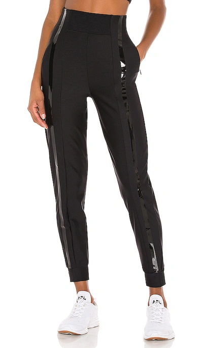 Ultracor Essential Pavo Jogger In Nero