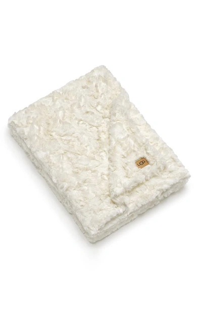 Ugg (r) Adalee Faux Fur Throw Blanket In Natural