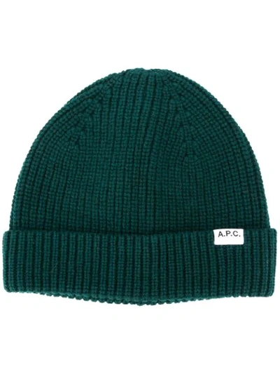 Apc Ribbed-knit Logo Beanie In Green