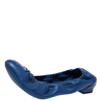 Pre-owned Chanel Blue Leather Cc Cap Toe Bow Scrunch Ballet Flats Size 39