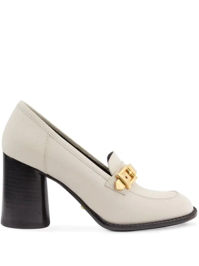 Gucci Chain-link Detail Mid-heel Moccasins In White