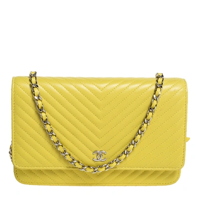 Pre-owned Chanel Yellow Chevron Leather Wallet On Chain