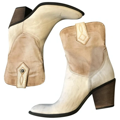 Pre-owned Janet & Janet Leather Cowboy Boots In White