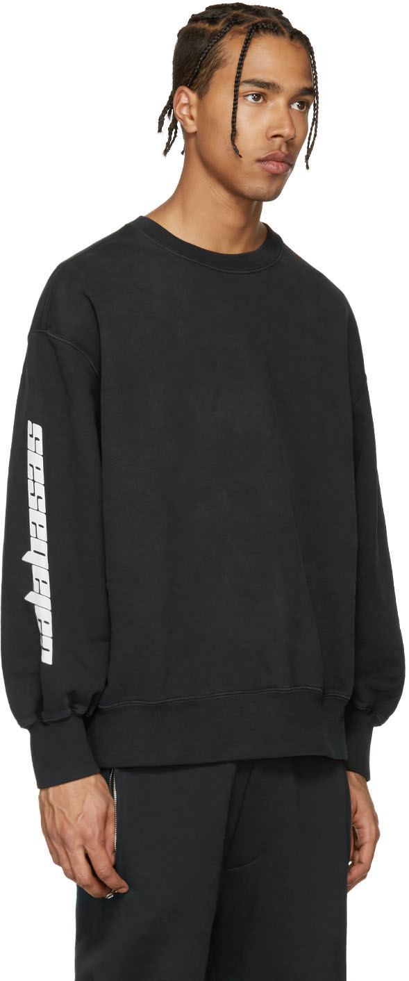 yeezy black sweatshirt