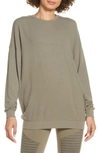 Alo Yoga Soho Pullover In Lavender Smoke