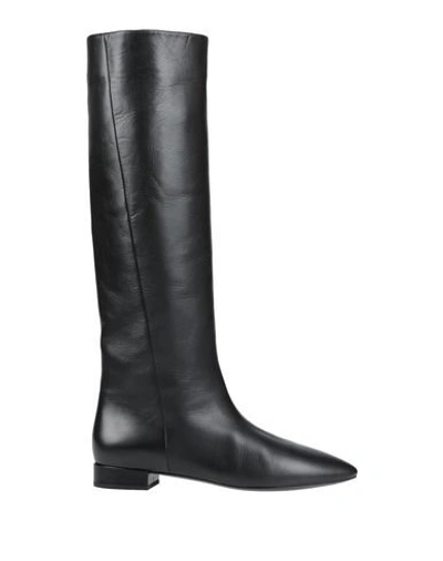 Saint Laurent Knee Boots In Black