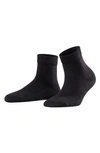 Falke Light Cuddle Pad Crew Socks In Black