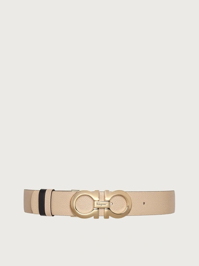 Ferragamo Women's Adjustable Length Reversible Leather Belt Gancini In Beige