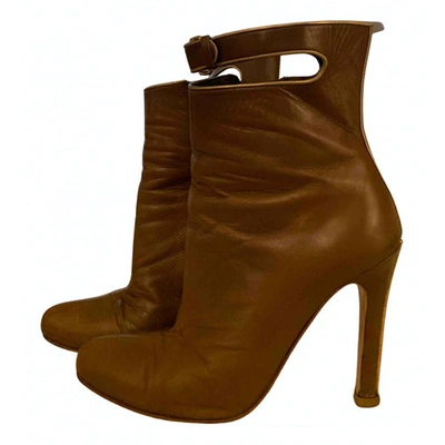 Pre-owned Miu Miu Leather Ankle Boots In Camel