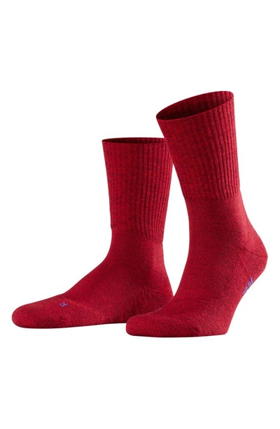 Falke Men's Walkie Light Sport Spirit Wool-blend Socks In Scarlet