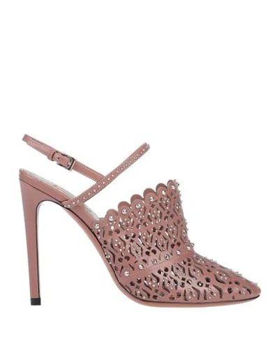 Alaïa Pump In Pastel Pink