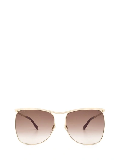 Gucci Eyewear Oversized Frame Sunglasses In Gold