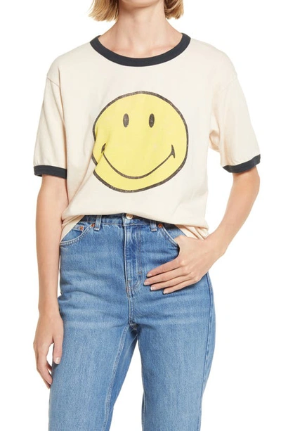 Daydreamer Classic Smile Graphic Tee In Sand