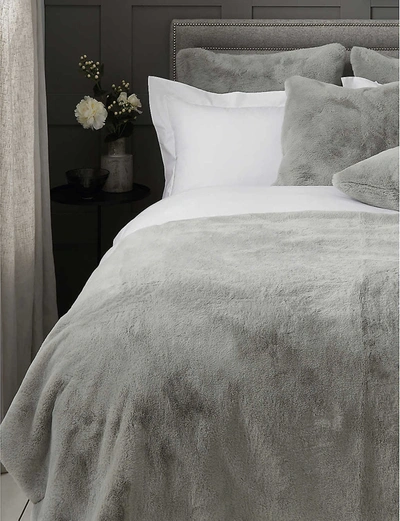 The White Company Super-soft Faux-fur Throw 140cm X 250cm In Dove Grey