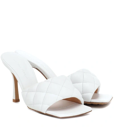 Bottega Veneta 90mm Padded Quilted Leather Sandals In White Modesens