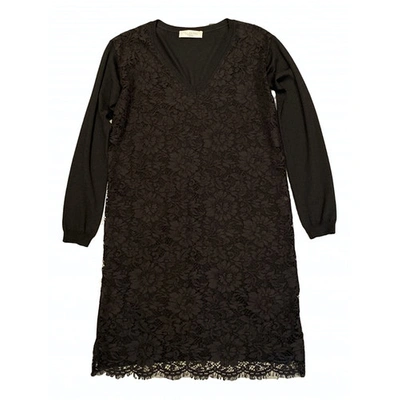 Pre-owned Valentino Wool Mid-length Dress In Black