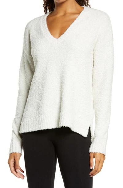 Ugg Cecilia V-neck Pullover Sweater In Cream