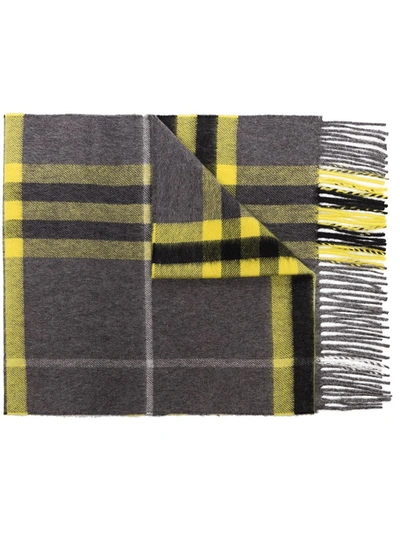Burberry Grey The Classic Check Cashmere Scarf In Green,grey