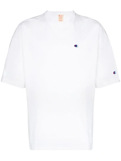 Champion Embroidered Logo T-shirt In Weiss