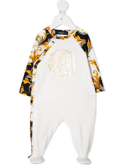 Young Versace Babies' Acanthus-print Panelled Pyjama In 白色
