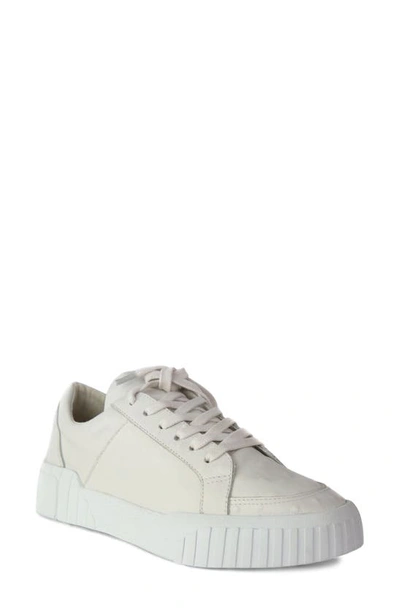 Band Of Gypsies Mars Sneaker In Ostrich Print White