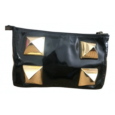 Pre-owned Mulberry Patent Leather Clutch Bag In Black
