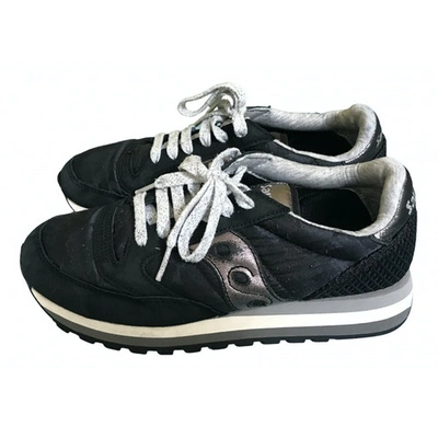 Pre-owned Saucony Cloth Trainers In Black