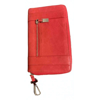 Pre-owned Hugo Boss Leather Wallet In Red