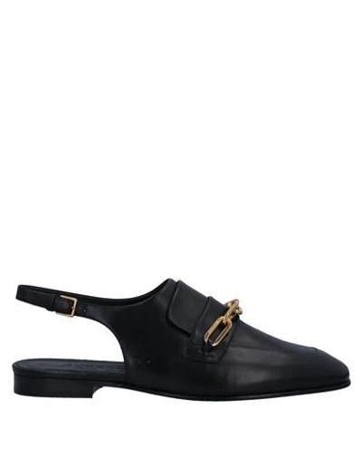 Burberry Ladies Leather Slingback Link Detail Loafers In Black
