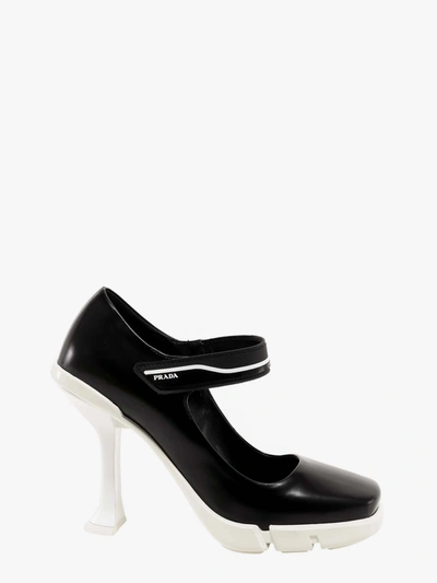 Prada Pumps In Black