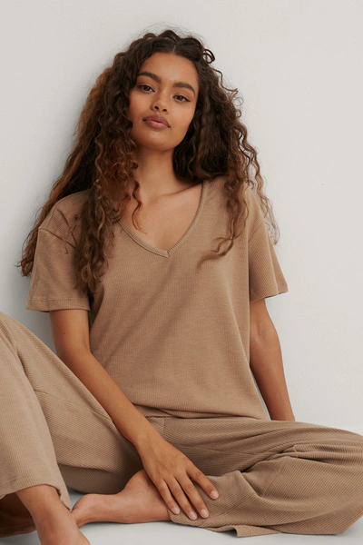 Trendyol V-neck Pyjamas Set Brown In Beige