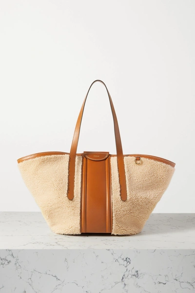 Chloé Fredy Medium Leather-trimmed Shearling Tote In Camel