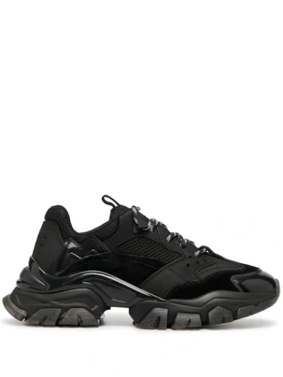 Moncler No Trace Low-top Trainers In Black