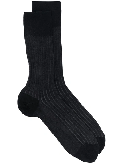 Falke Shadow Ribbed Socks In Black