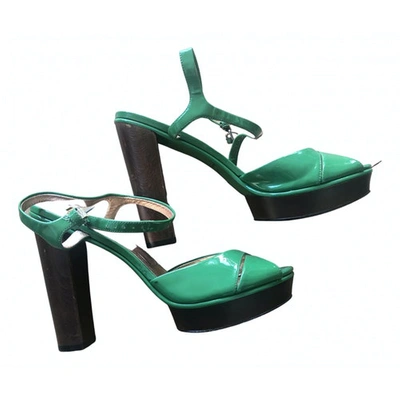 Pre-owned Marc By Marc Jacobs Patent Leather Sandals In Green