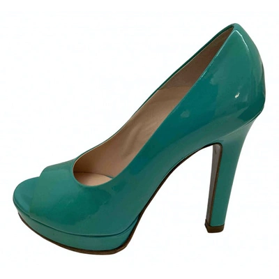 Pre-owned Versace Patent Leather Heels In Turquoise