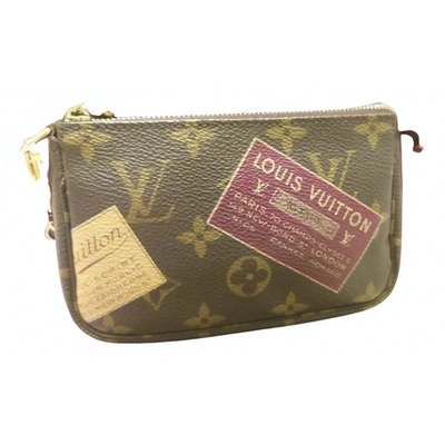 Pre-owned Louis Vuitton Pochette Accessoire Cloth Clutch Bag